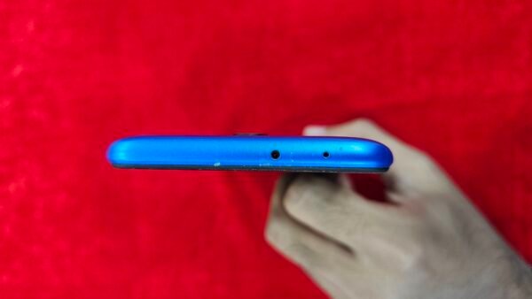 Poco M2 (Blue) (Second Hand - Like New Condition) - Image 3
