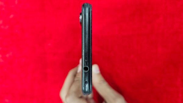 Redmi Note 7s (Black) (Second Hand -Good Condition) - Image 3